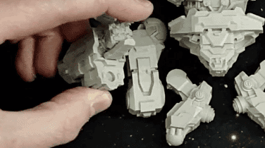 The underslung weapon arm
